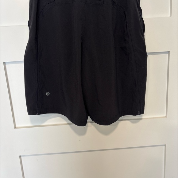 Lululemon Athletica Men's Black Athletic Shorts - Picture 2 of 11